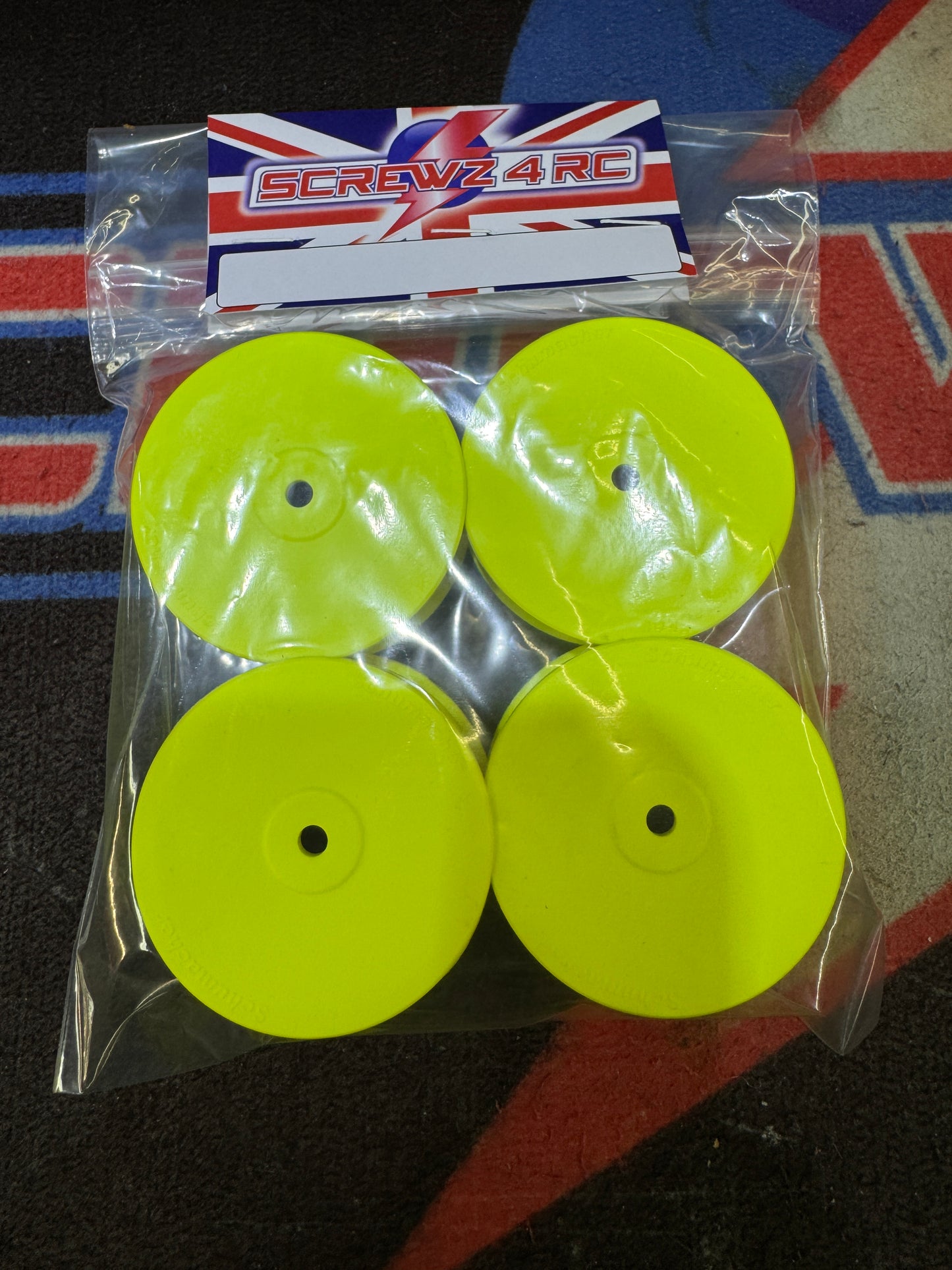 Schumacher 4WD Front Wheels Yellow (2 pairs)